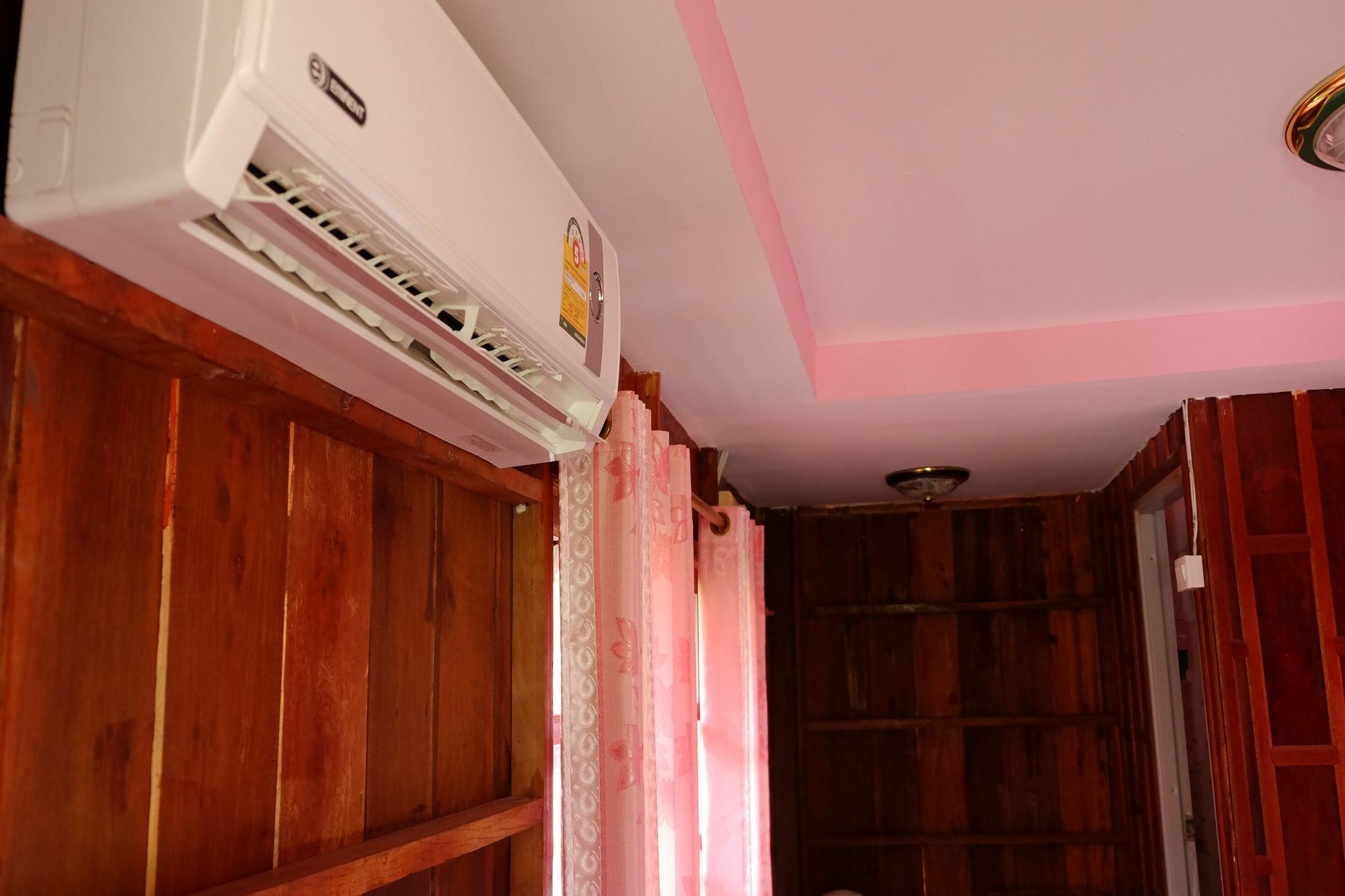 Suksomjai Hotel Rayong Esterno foto